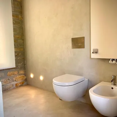Sous Un Ciel Different Con Sauna Privata فيلة Cortemilia
